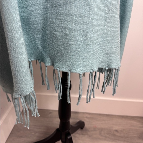 Turquoise Thick Turtleneck Poncho with Sleeves - Picture 6 of 7